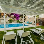 Ipekyol Avec Piscine Privee Willa Çeşme