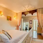 Ipekyol Avec Piscine Privee Willa Çeşme