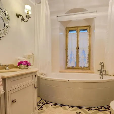 Ipekyol Avec Piscine Privee ヴィラ *