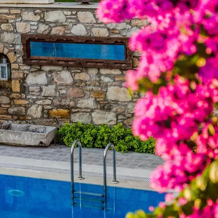 Ipekyol Avec Piscine Privée Çeşme