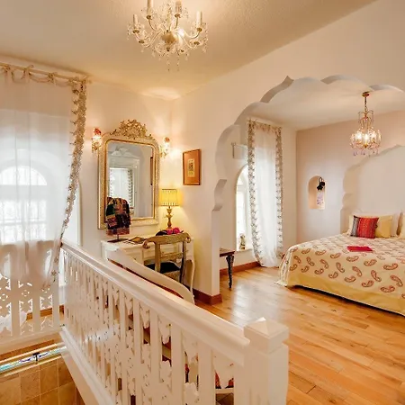 Ipekyol Avec Piscine Privee Villa *